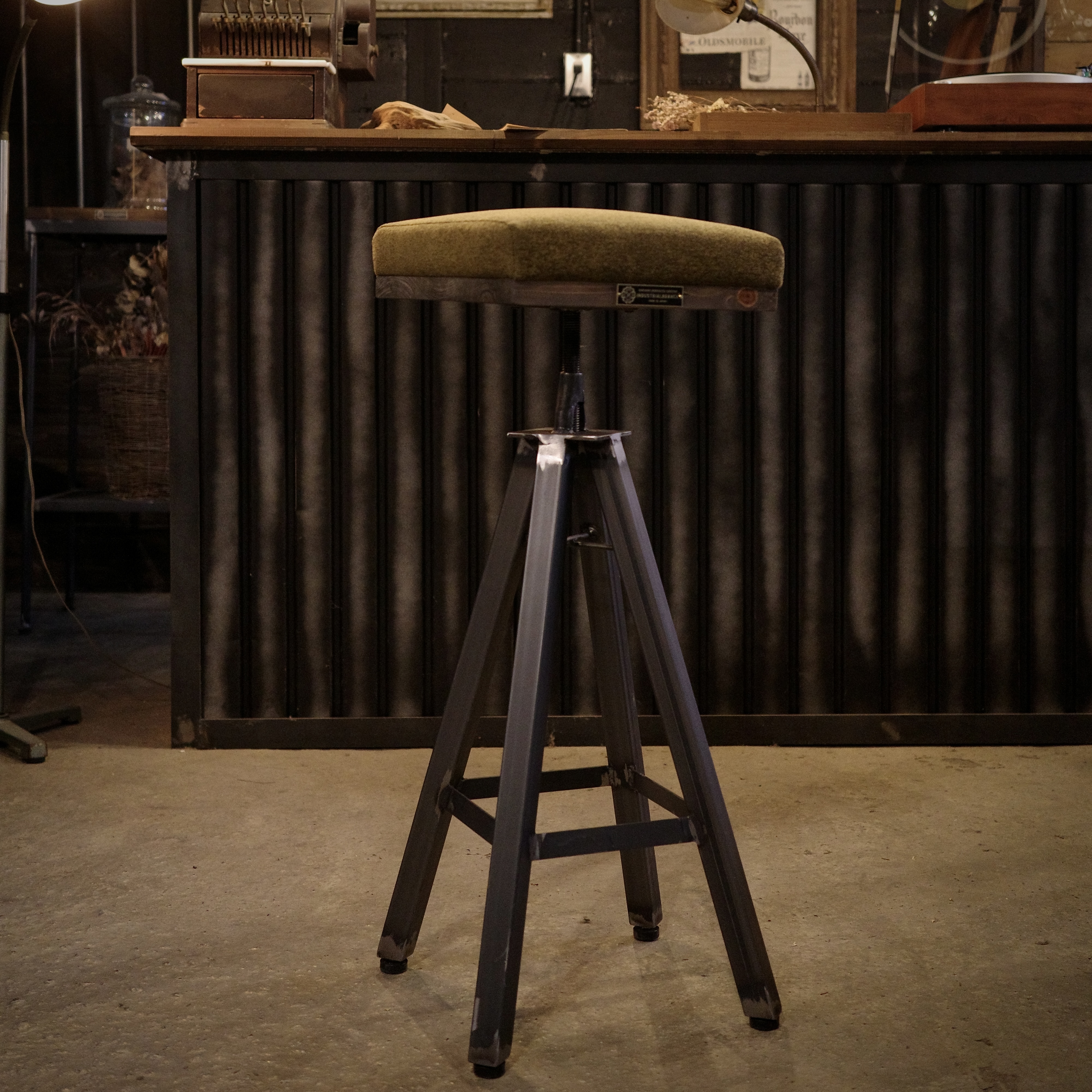 大阪のおしゃれな家具屋 オーダー家具・アイアン家具ならINDUSTRIALBRANCH® 新着商品