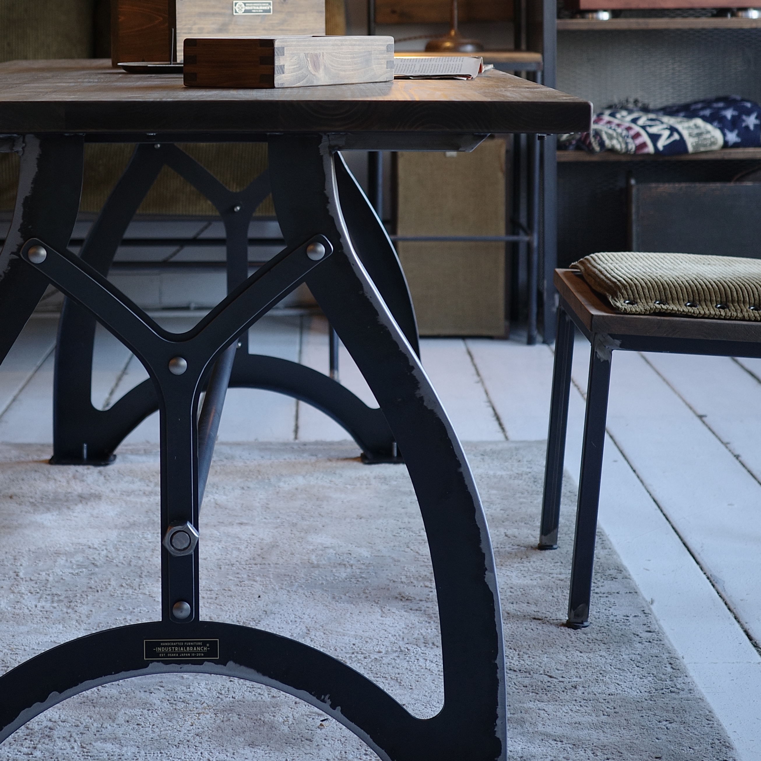大阪のおしゃれな家具屋 オーダー家具・アイアン家具ならINDUSTRIALBRANCH® 商品画像