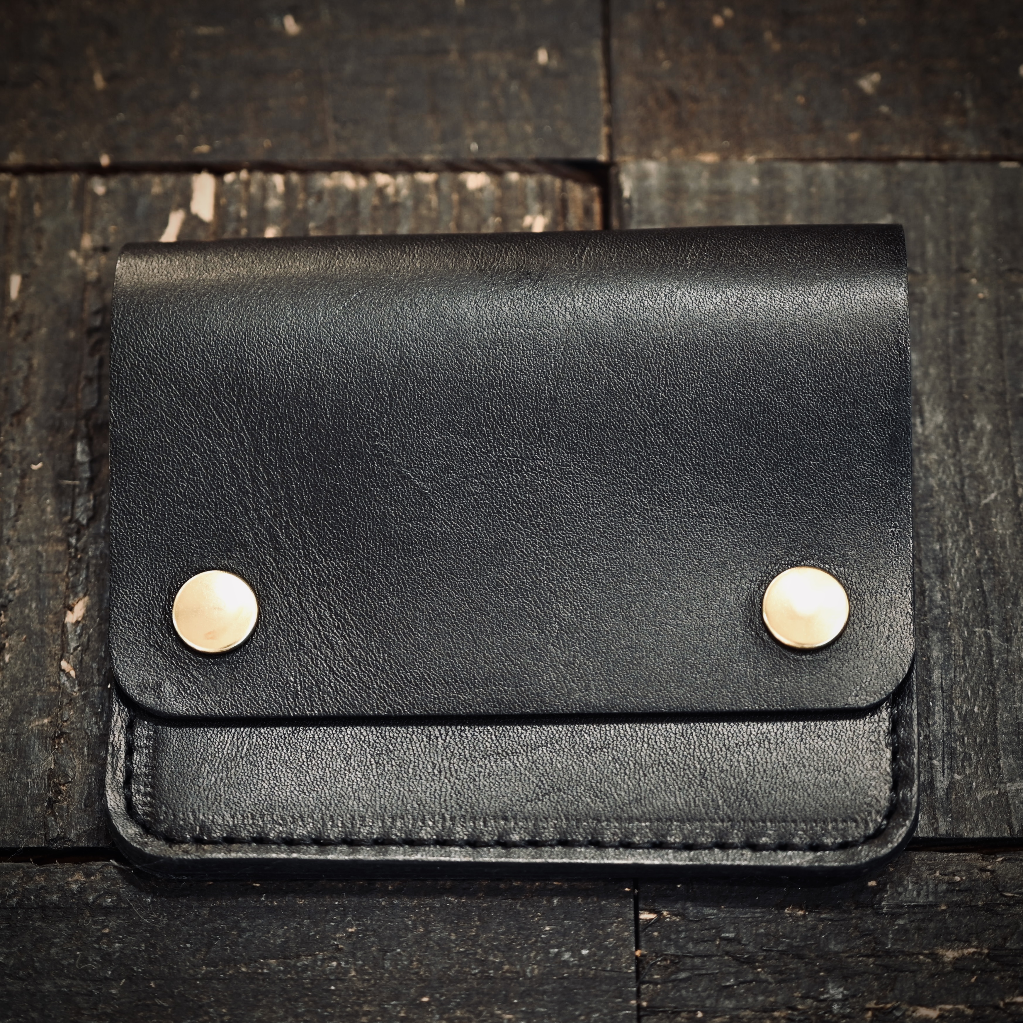 大阪のおしゃれな家具屋 オーダー家具・アイアン家具ならINDUSTRIALBRANCH® DOUBLE SNAP CARD WALLET